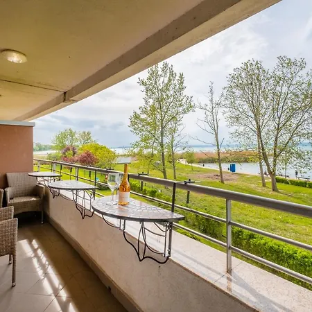 Apartment Myflat Club 218 D1-1 Wellness Siofok